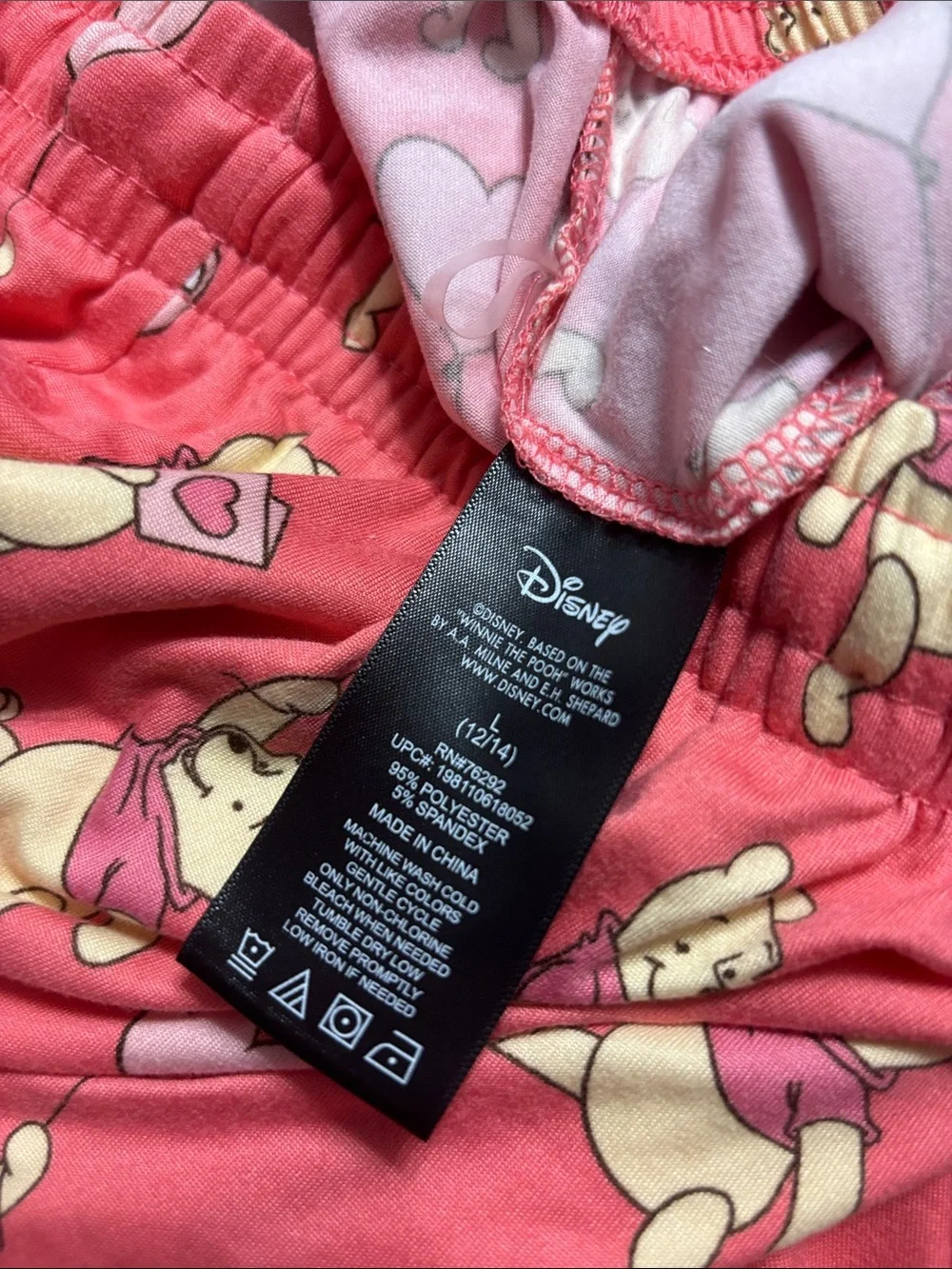 Women’s Disney Winnie the Pooh Gray and Pink Heart Pajama Set Size Large - Picture 4 of 6